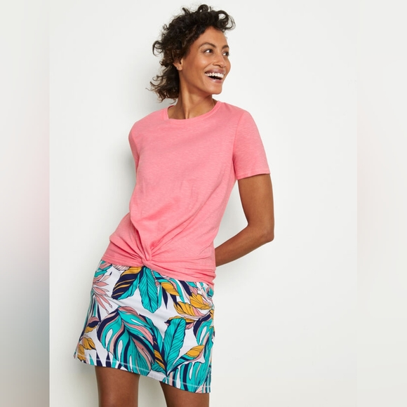 TALBOTS SHORT SLEEVE TWIST FRONT TEE - Picture 2 of 2